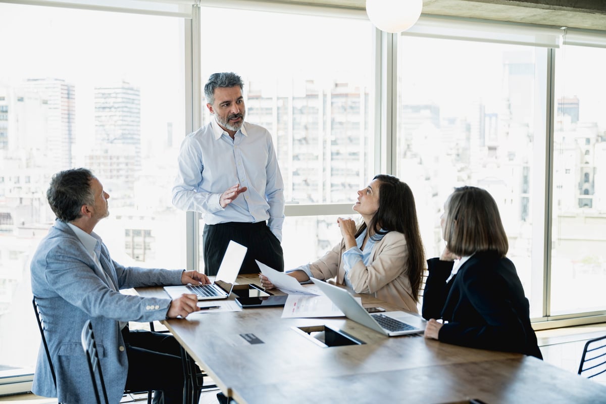 consultant discussing a data narrative for business