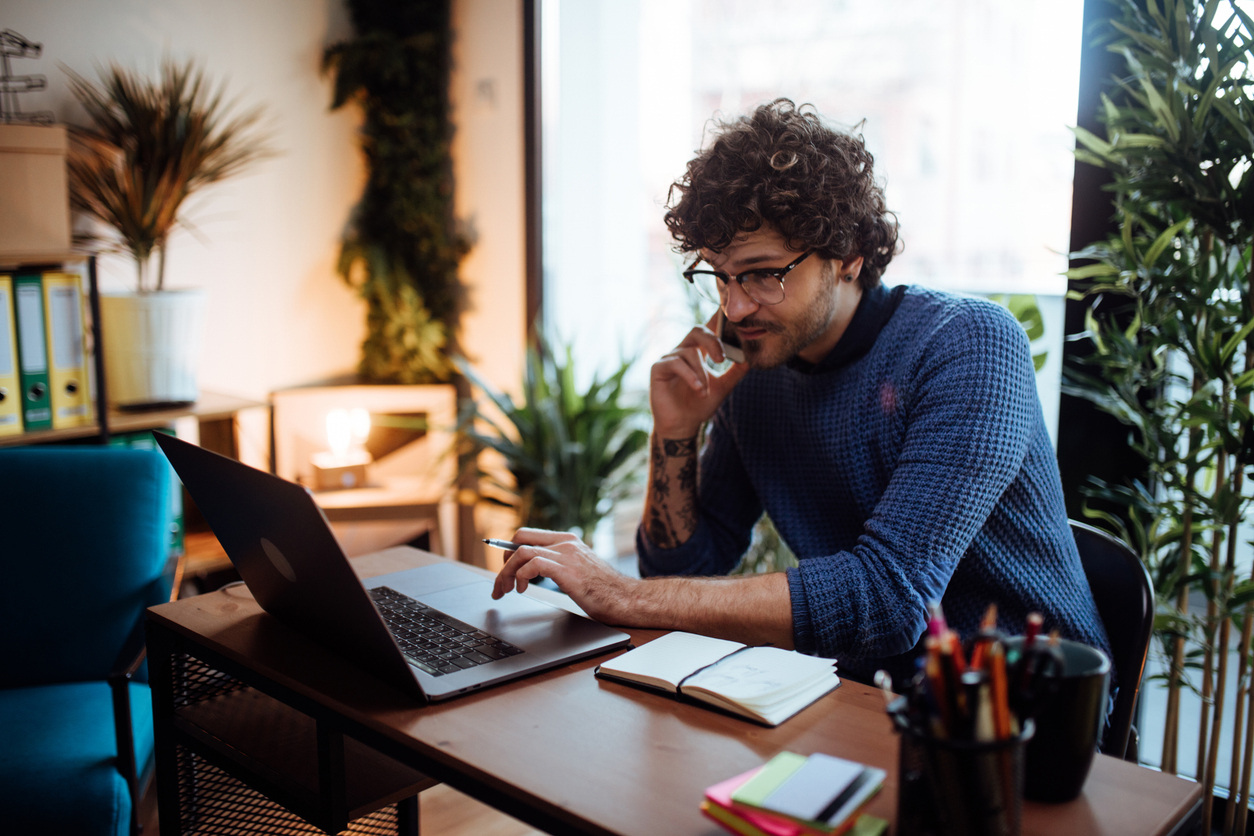 gen z at home working